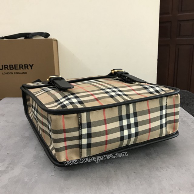 Burberry專門店新款格紋雙肩包 巴寶莉vintage復古紋男士背包 yxb1100